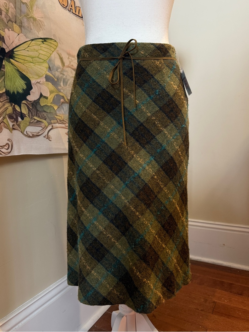 Plaid A-Line Wool Blend Skirt in Olive Green